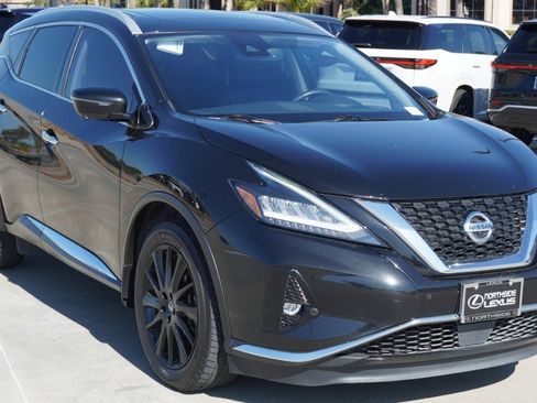 Used 2019 Nissan Murano Platinum w/ Cargo Package image 3