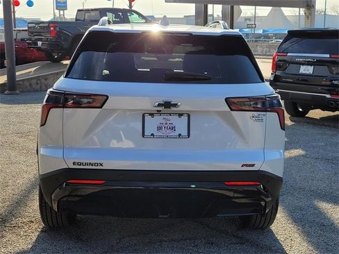 Used 2025 Chevrolet Equinox RS image 5