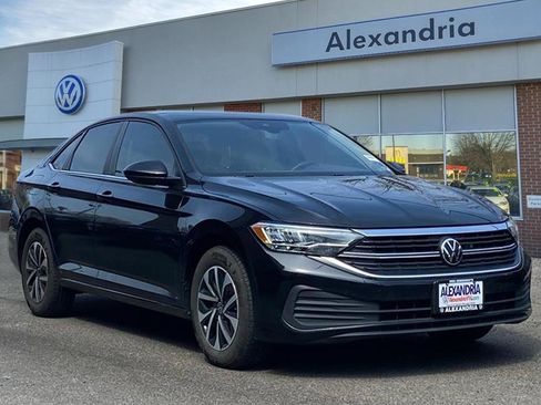 Certified 2024 Volkswagen Jetta S image 1