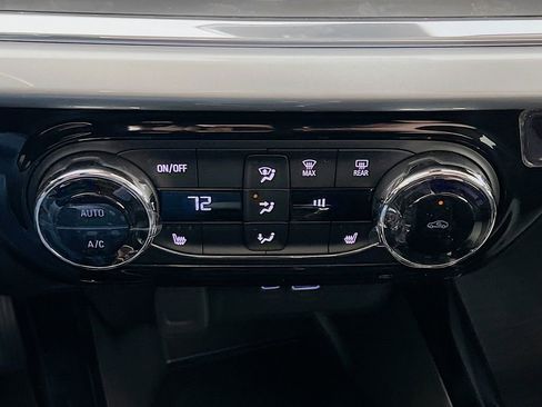 New 2026 Chevrolet Trax LT image 15