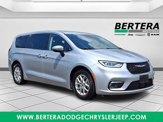 Certified 2023 Chrysler Pacifica Touring-L FWD video 1