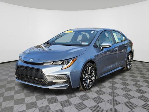 Used 2020 Toyota Corolla SE image 2