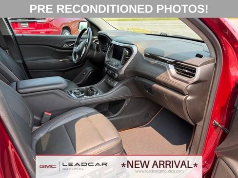Used 2023 GMC Acadia AT4 w/ Technology Package AWD/4WD image 10