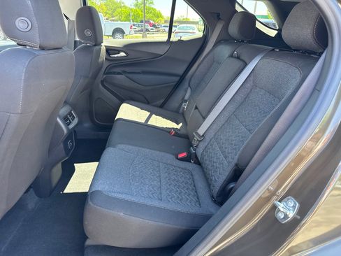 Used 2024 Chevrolet Equinox LT w/ LPO, Floor Liner Package FWD image 6