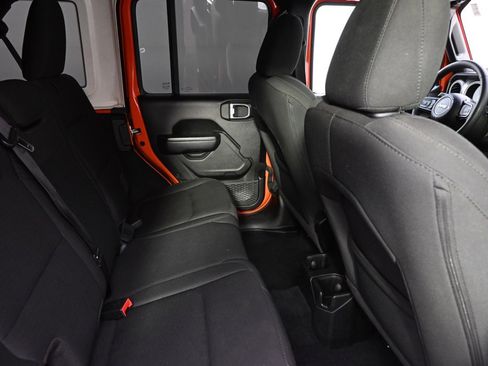 Used 2023 Jeep Wrangler Unlimited Sport image 18