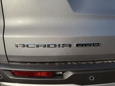 New 2026 GMC Acadia Elevation image 21
