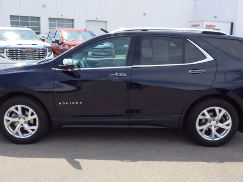 Used 2020 Chevrolet Equinox Premier AWD/4WD image 4