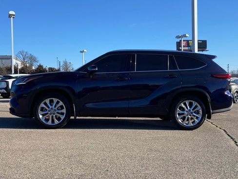 Used 2020 Toyota Highlander Limited image 9