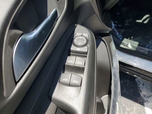 New 2026 Buick Envista Sport Touring FWD image 17