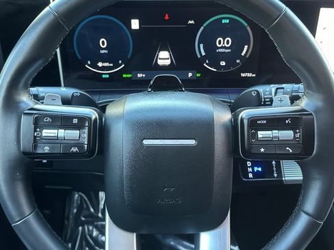 Used 2025 Hyundai Santa Fe Limited image 28