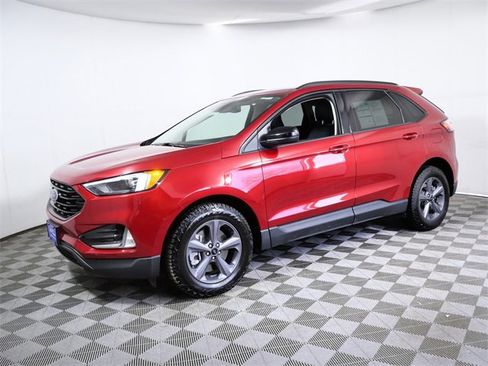 Certified 2023 Ford Edge SEL w/ Sport Appearance Package image 5