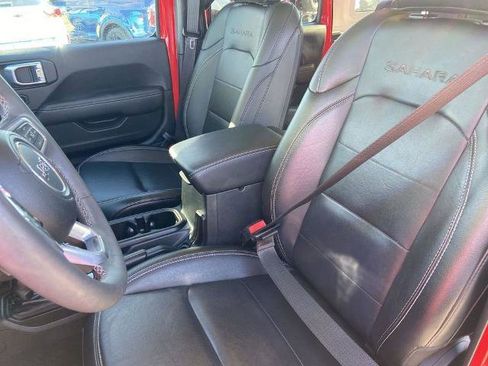 Used 2023 Jeep Wrangler Unlimited Sahara image 15