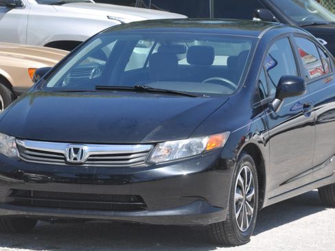 Used 2012 Honda Civic LX image 5