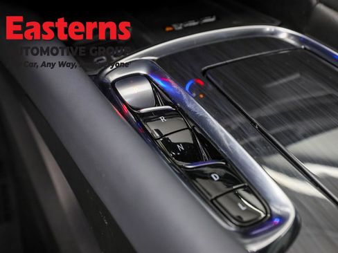 Used 2024 Buick Enclave Premium image 13