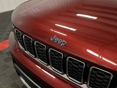 Used 2021 Jeep Grand Cherokee L Limited image 8