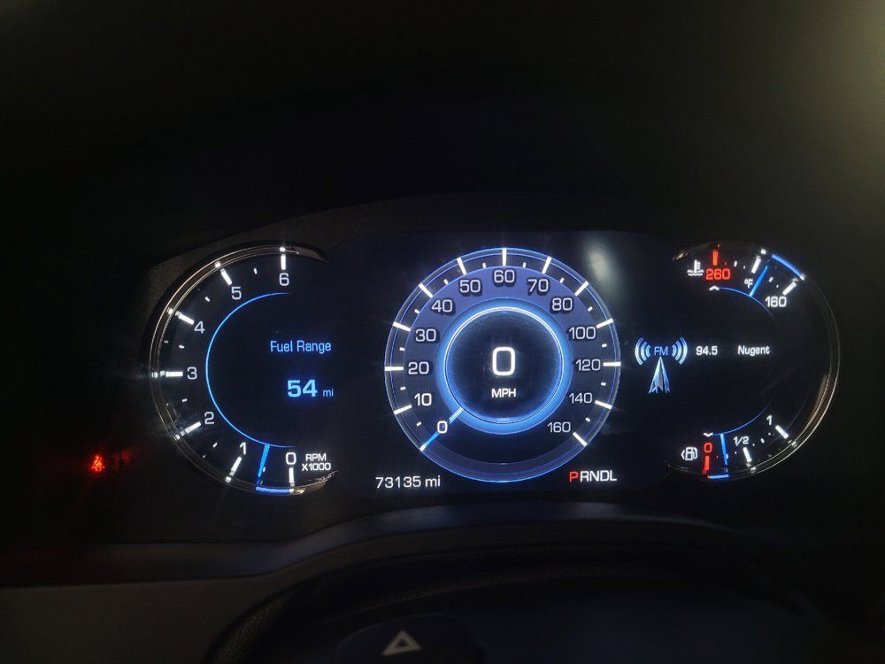 Used 2018 Cadillac Escalade Premium Luxury RWD image 23