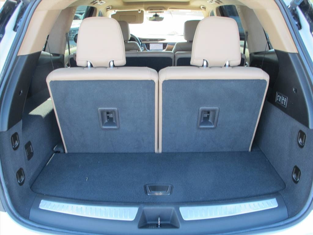 Used 2023 Cadillac XT6 Premium Luxury w/ Platinum Package FWD image 24
