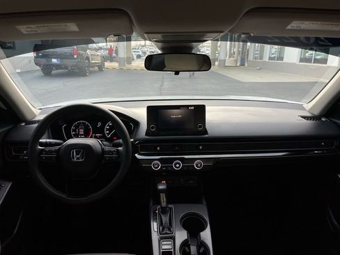 Used 2022 Honda Civic LX image 10