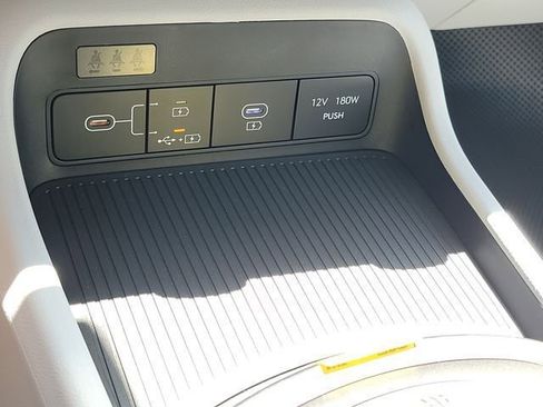 New 2026 Hyundai Kona SE FWD image 14