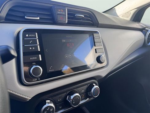 Used 2021 Nissan Versa SV image 20