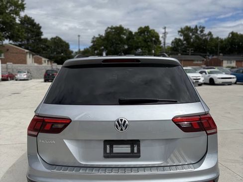 Used 2020 Volkswagen Tiguan S image 5