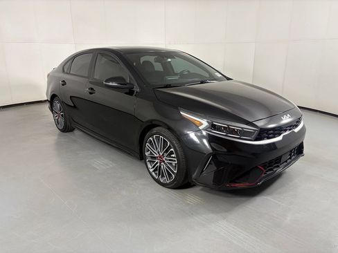 Used 2023 Kia Forte GT w/ GT2 Package FWD image 2
