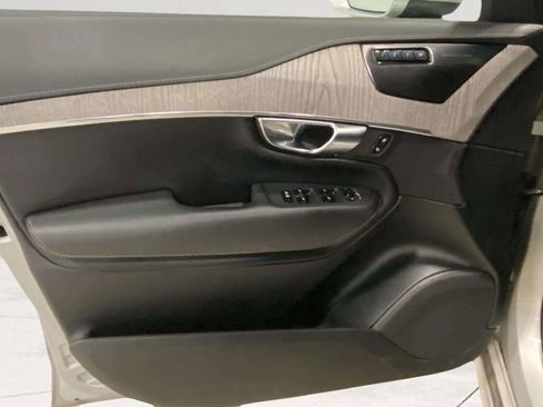 Used 2023 Volvo XC90 B6 Ultimate image 17