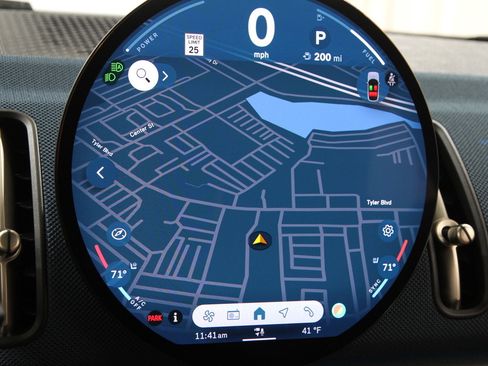 Used 2025 MINI Cooper Countryman S w/ Comfort Package Max image 12