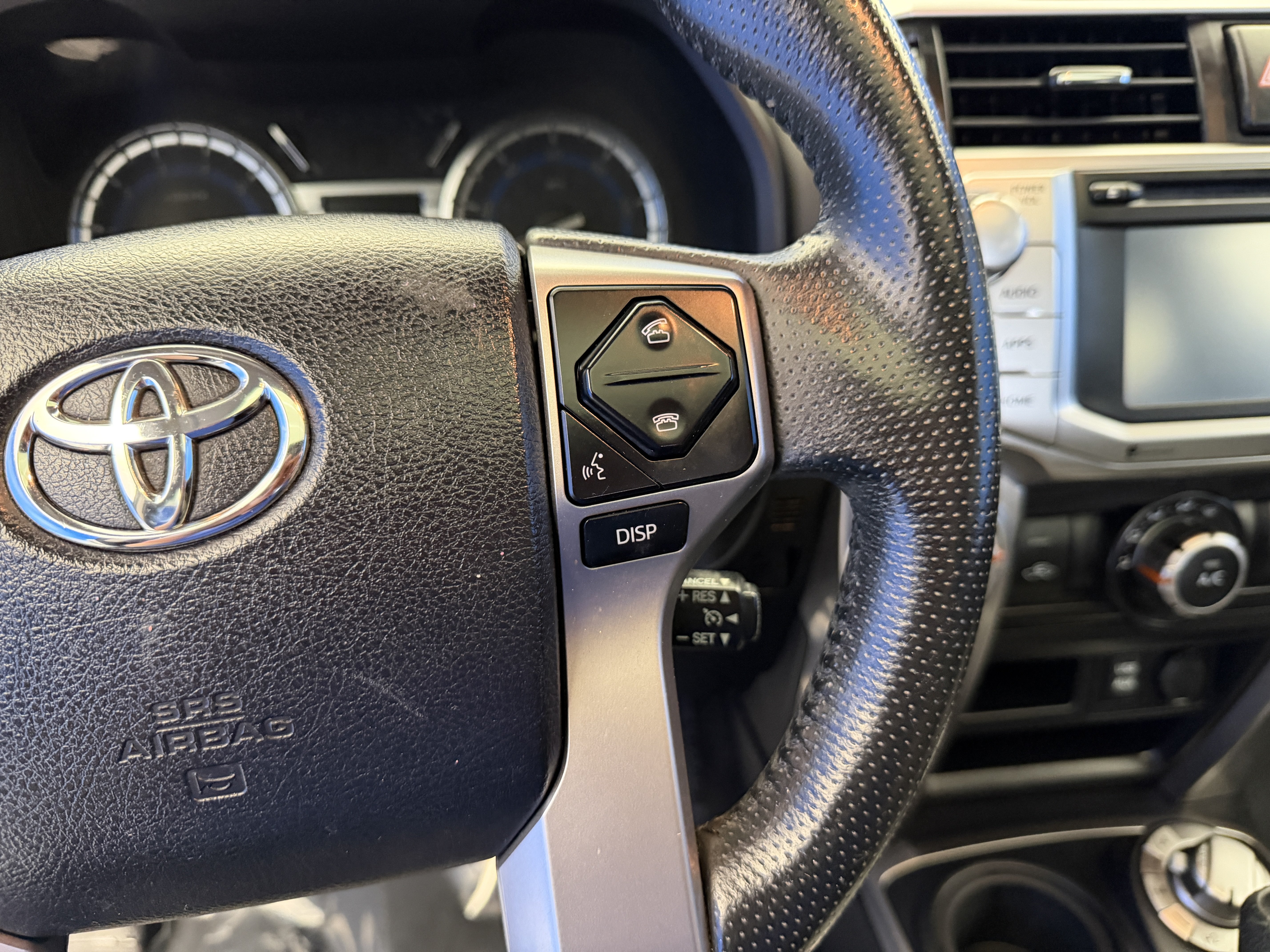 Used 2018 Toyota 4Runner SR5 Premium AWD/4WD image 17