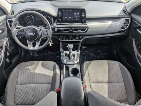 Used 2021 Kia Seltos LX AWD/4WD image 14