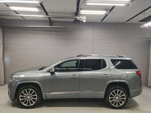 Used 2020 GMC Acadia Denali w/ LPO, Floor Liner Package image 18