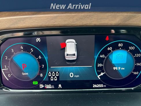 Used 2025 Volkswagen Atlas SE image 8