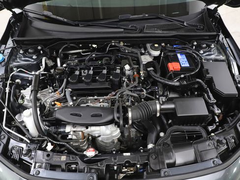 Used 2024 Honda Civic Touring image 30