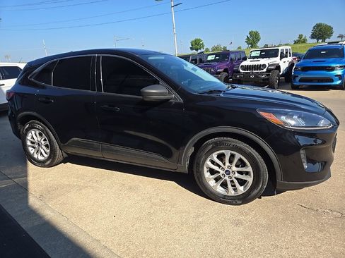 Used 2022 Ford Escape SE w/ Convenience Package FWD image 13