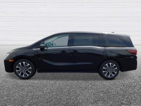 New 2026 Honda Odyssey Elite image 3