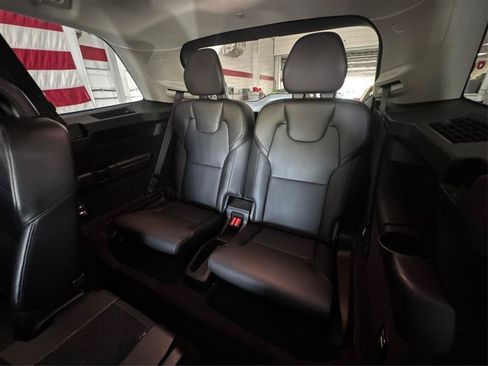 Used 2022 Volvo XC90 T5 Momentum AWD/4WD image 40