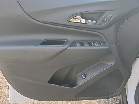 Used 2024 Chevrolet Equinox LT w/ LPO, Floor Liner Package FWD image 22