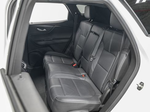 Used 2023 Chevrolet Blazer LT image 28