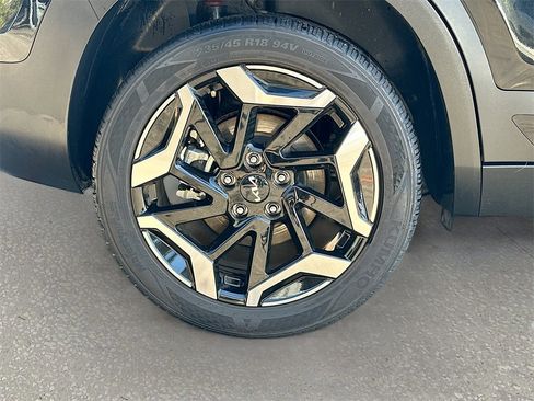 Certified 2025 Kia Seltos SX w/ SX Sunroof Package image 32