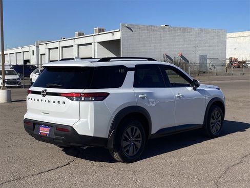 New 2025 Nissan Pathfinder SV w/ Black Appearance Package image 6