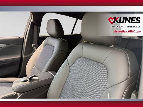 New 2026 Buick Envista Sport Touring w/ Convenience I Package FWD image 21