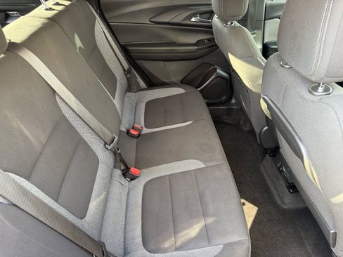 Used 2022 Chevrolet TrailBlazer LT w/ Convenience Package image 31