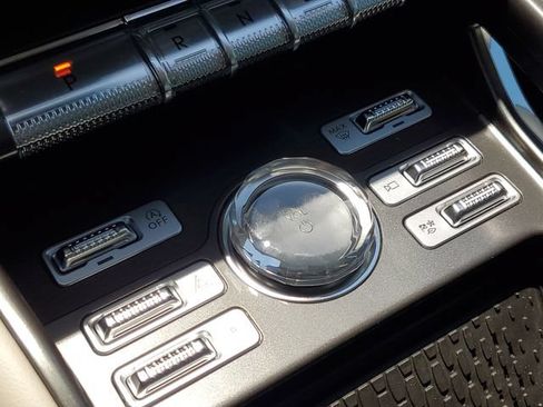 New 2026 Lincoln Nautilus Reserve AWD/4WD image 26