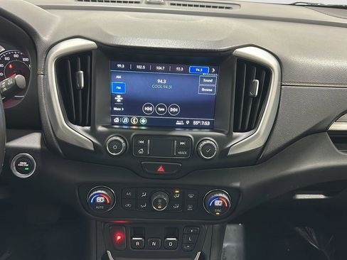 Used 2019 GMC Terrain SLT image 12