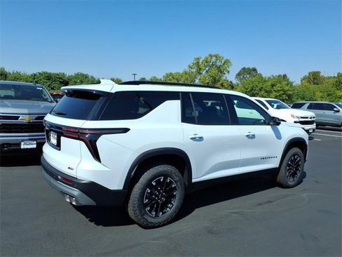 New 2026 Chevrolet Traverse Z71 w/ Driver Confidence Package image 3