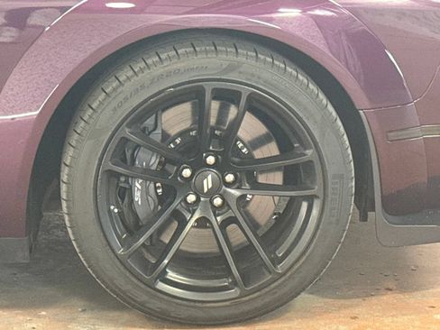 Used 2021 Dodge Challenger R/T Scat Pack RWD image 9
