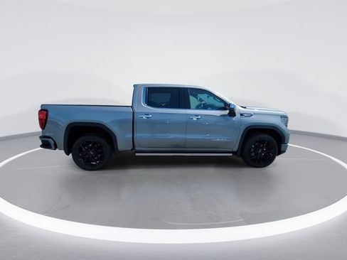 Used 2023 GMC Sierra 1500 Denali w/ Technology Package AWD/4WD image 9