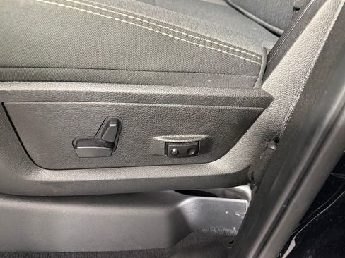 Used 2024 RAM 2500 Big Horn w/ Safety Group image 25