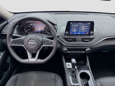 Used 2021 Nissan Altima 2.5 SV FWD image 14