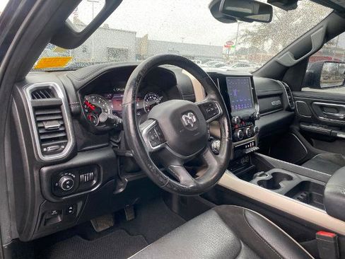 Used 2019 RAM 1500 Laramie image 12